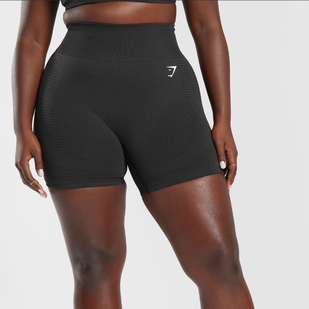 Gymshark Vital Seamless 2.0 Shorts in Black Marl